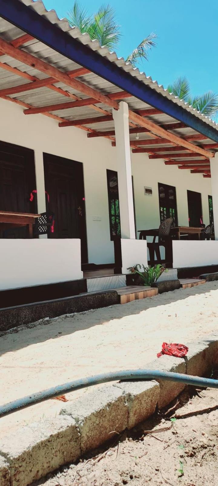 Nilaveli Beach Rooms מראה חיצוני תמונה