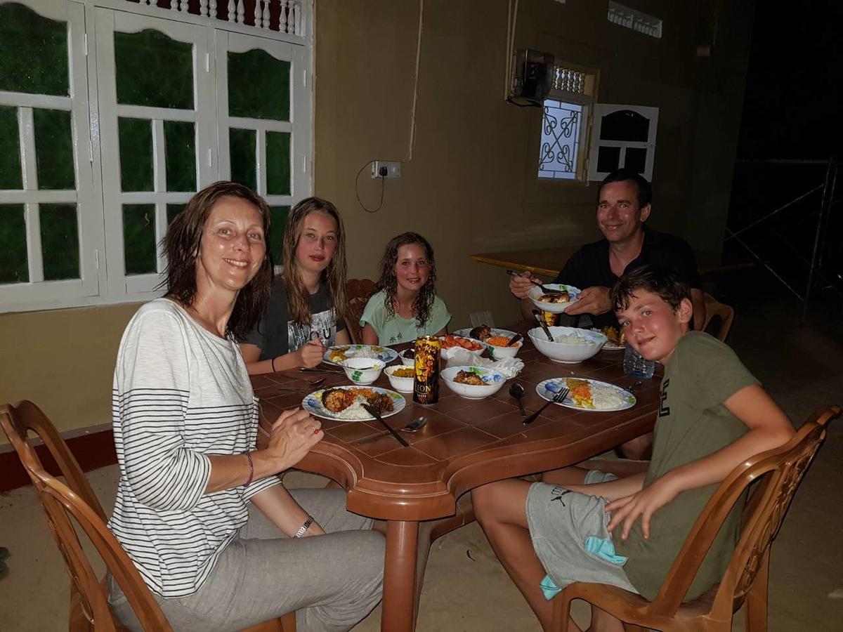 Nilaveli Beach Rooms מראה חיצוני תמונה